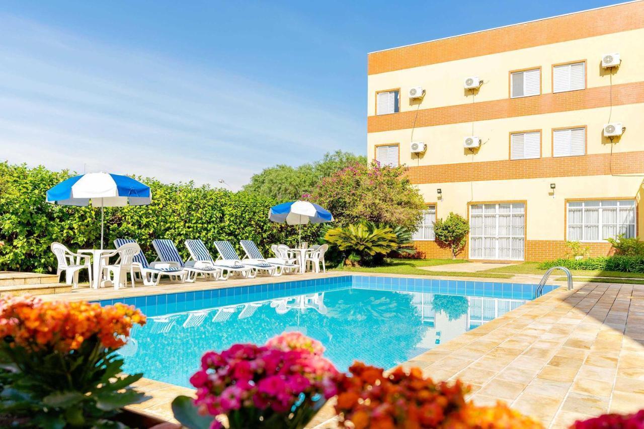 Itapetinga Hotel Atibaia Exterior photo